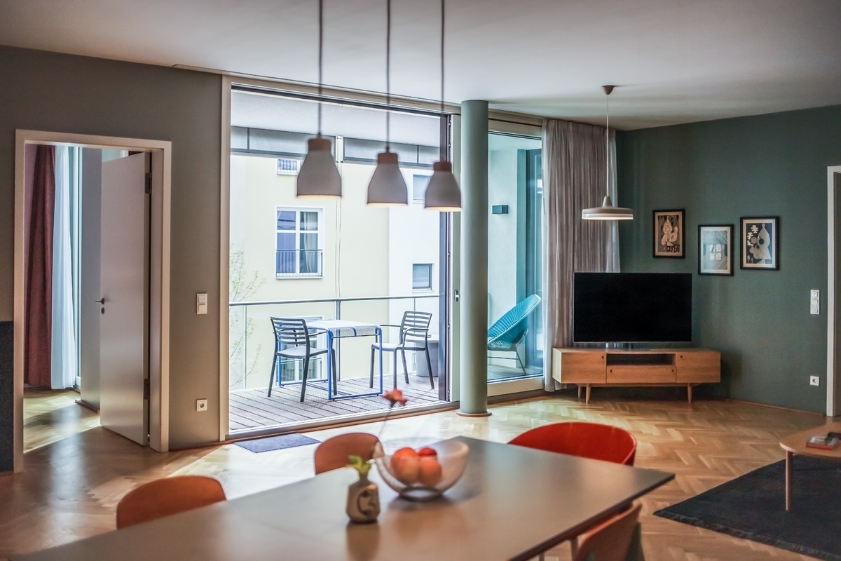 THE CIRCUS APARTMENTS photo 2