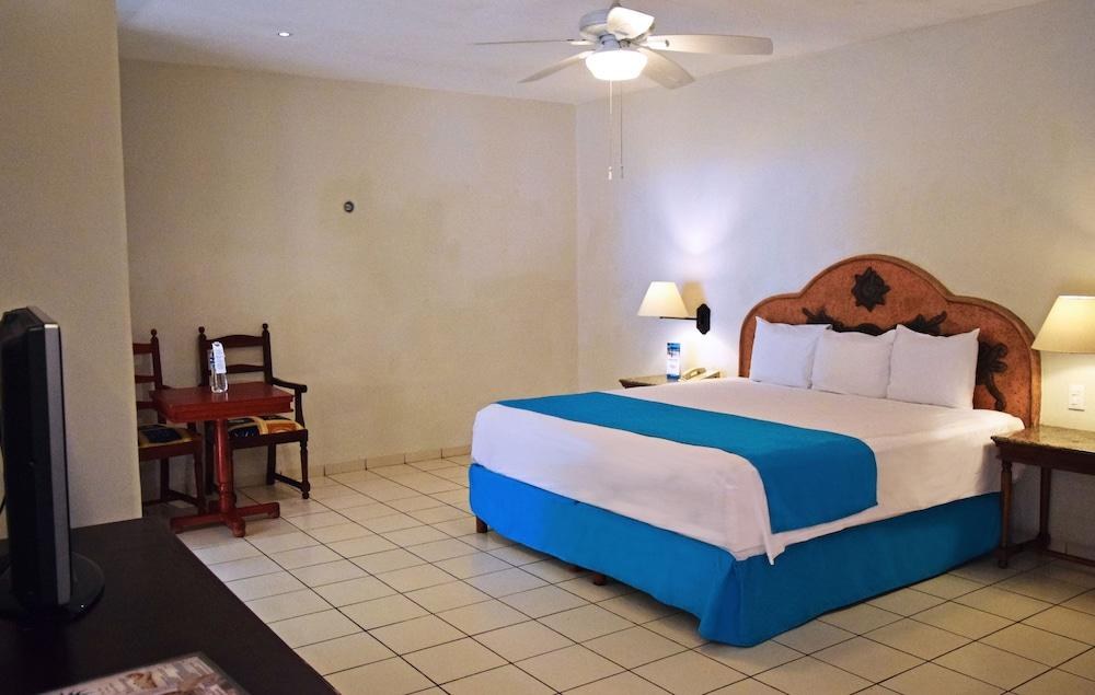 Reef Yucatan Hotel and Convention Center All Inclusive photo 2