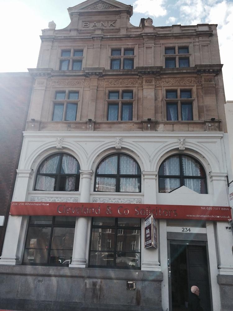 City Gate Serviced Apartments
