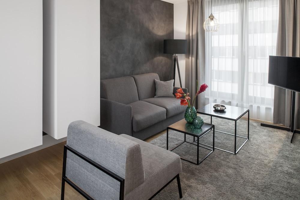 AMANO HOME Apartments photo 3