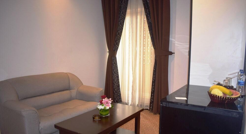 Manhattan Avenue Hotel photo 4