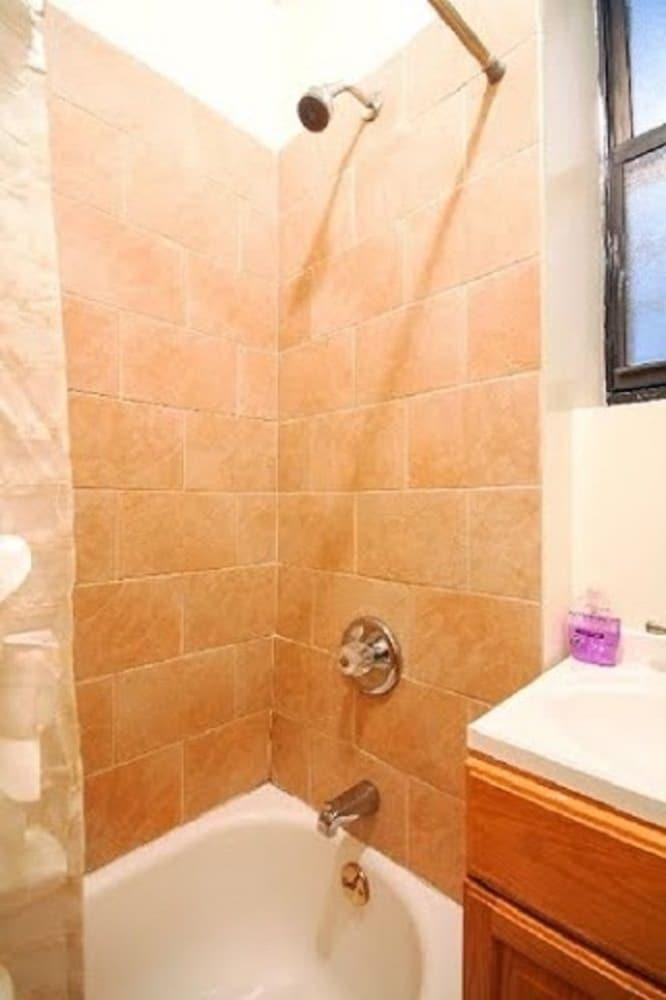 Washington Heights Apartments photo 2