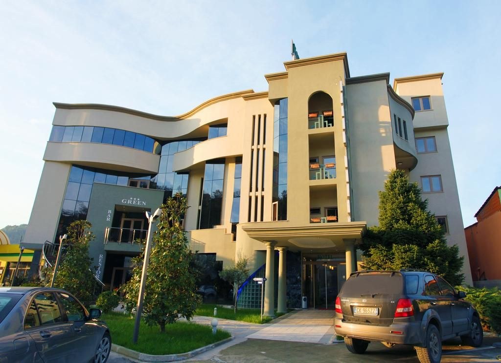 Green Hotel