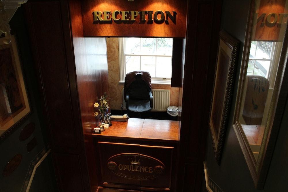 Opulence Boutique Hotel photo 4