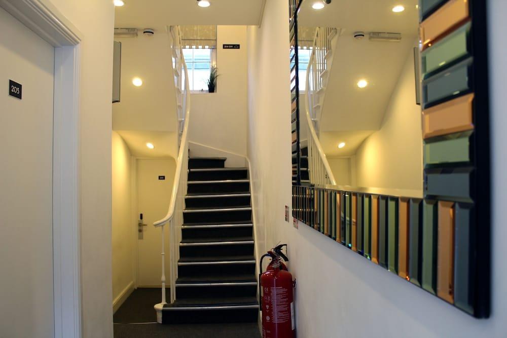 NOX HOTELS - BAKER STREET photo 3