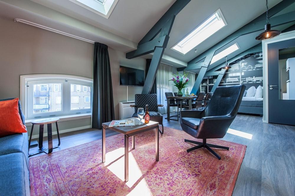YAYS Amsterdam Maritime by Numa photo 3