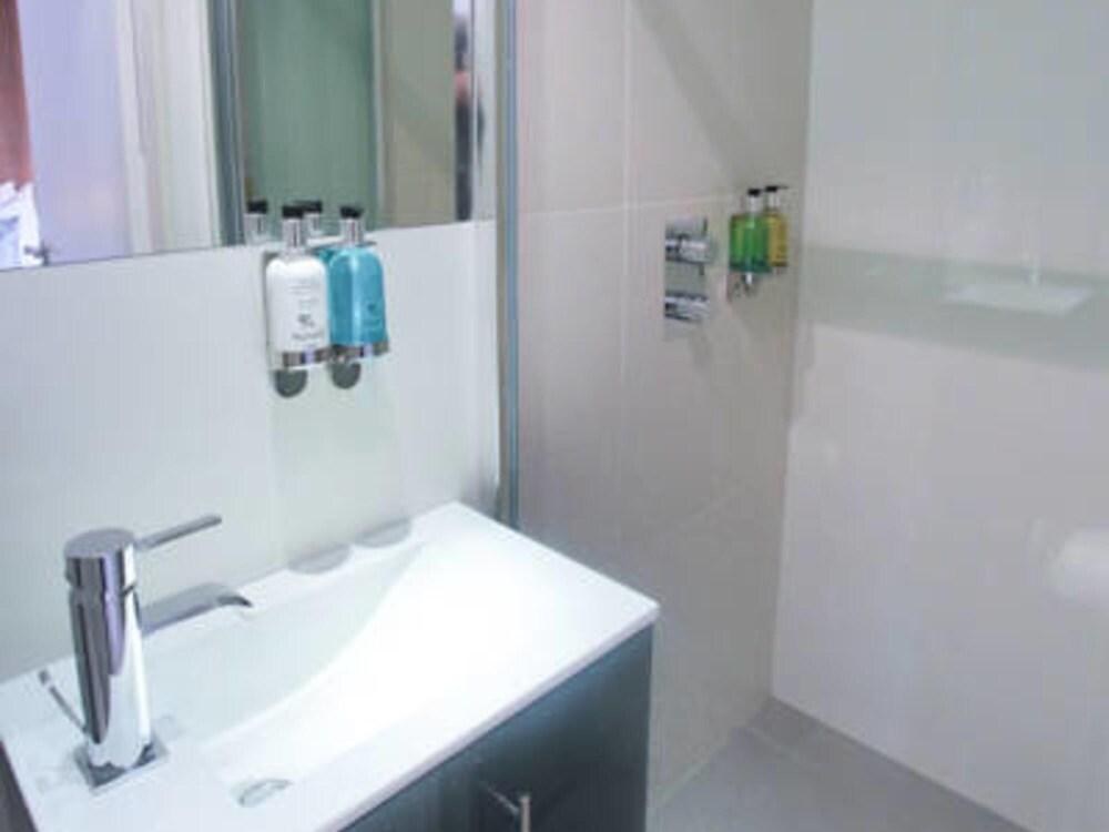 Room Home Stay photo 3