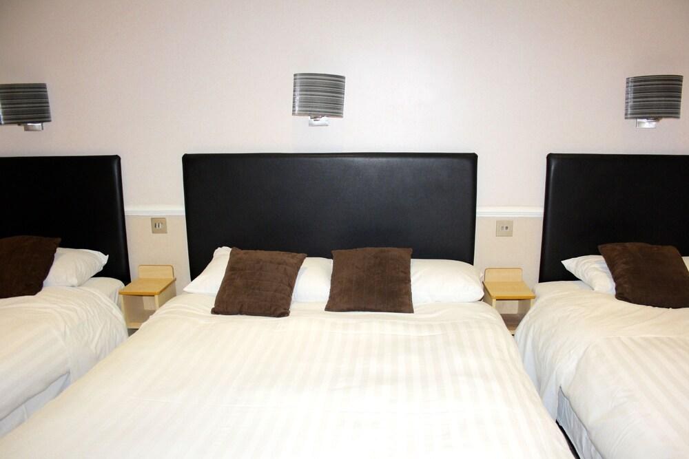 RHODES HOTEL photo 2