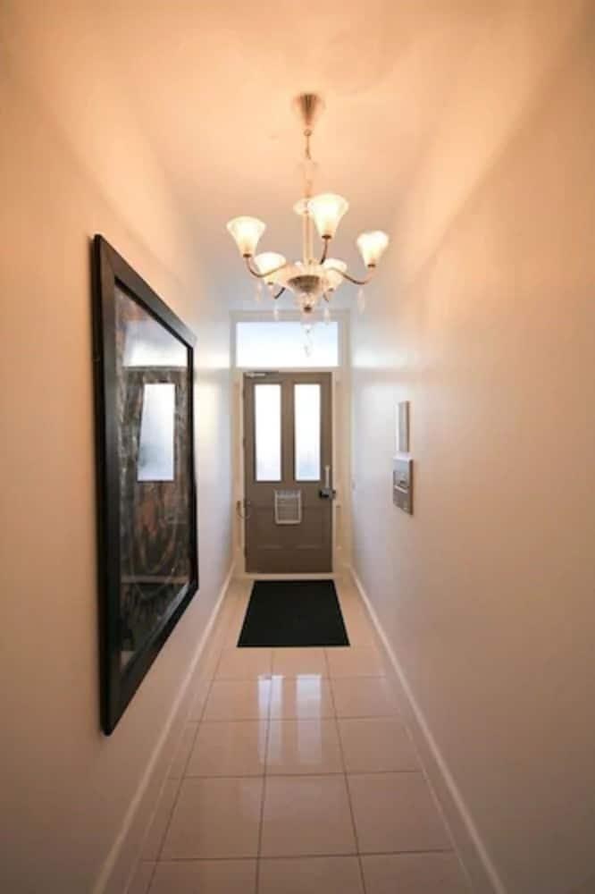 Princes Square Serviced Apartments photo 4