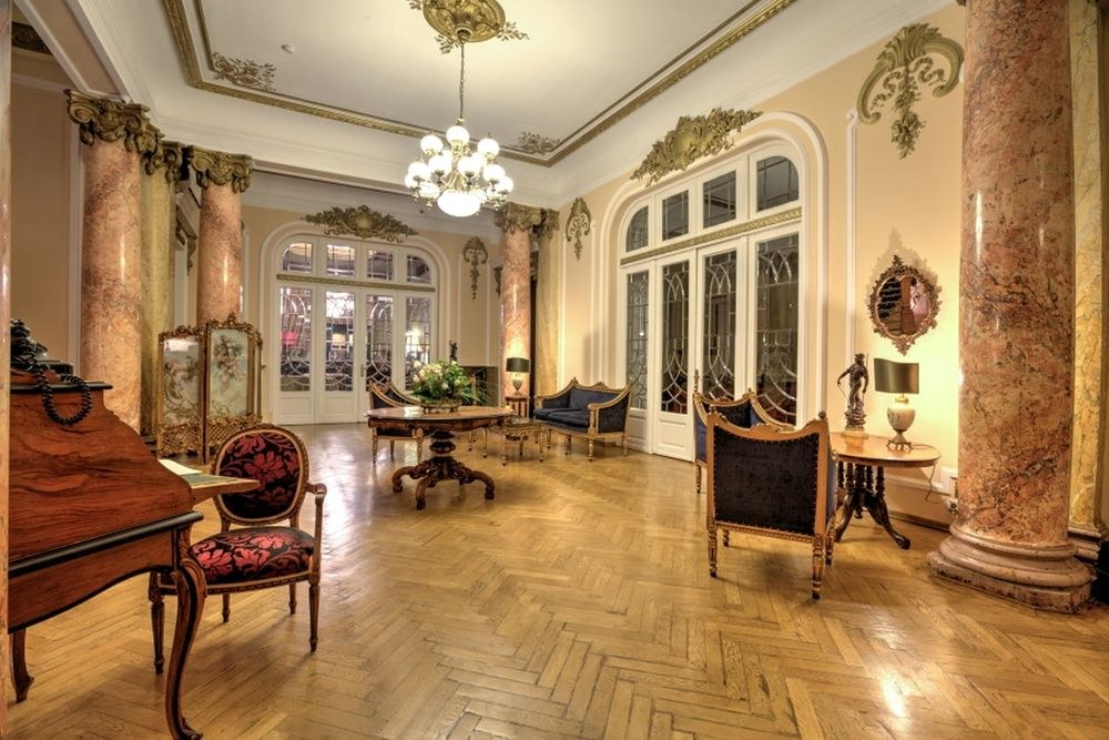 Grand Boutique Hotel photo 2