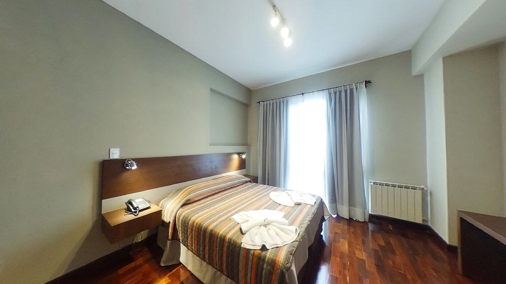 PLAZA HOTEL PASEO