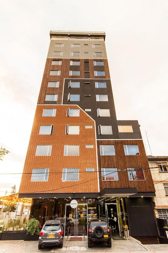 Hotel American Visa Tower photo 3