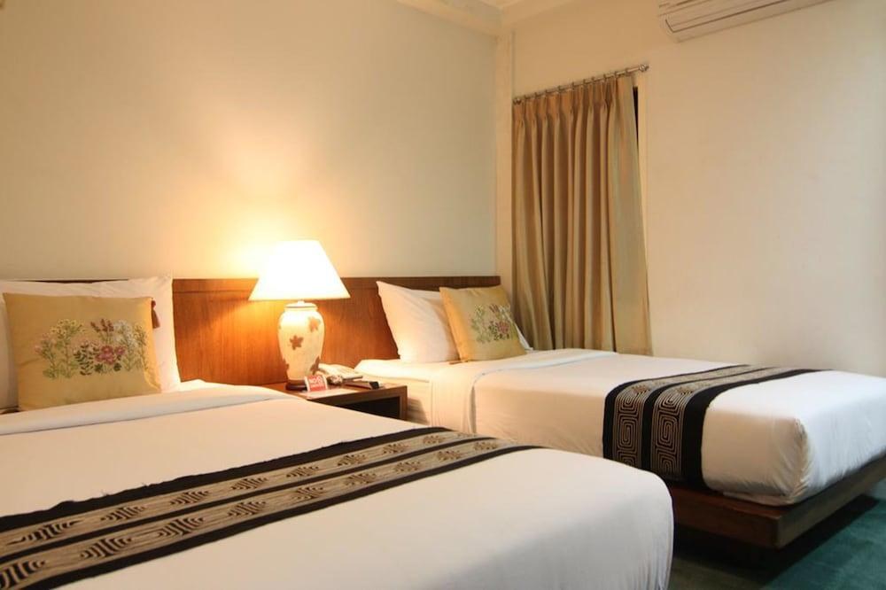 VILLA CHA CHA BANGLUMPHU photo 2