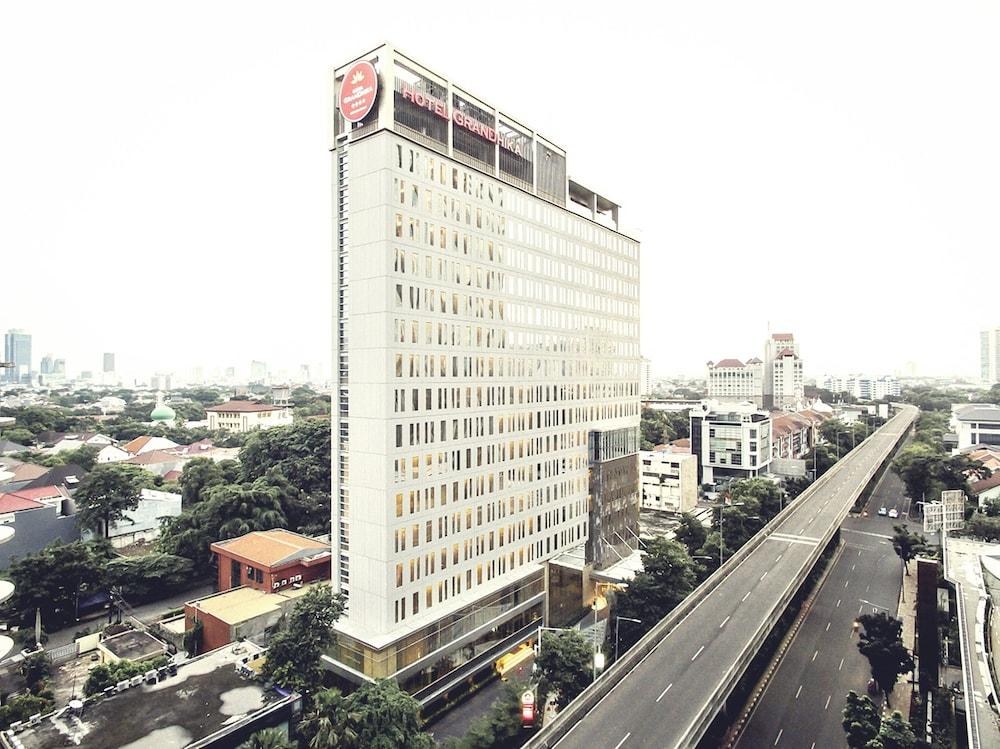 Hotel GranDhika Iskandarsyah photo 2