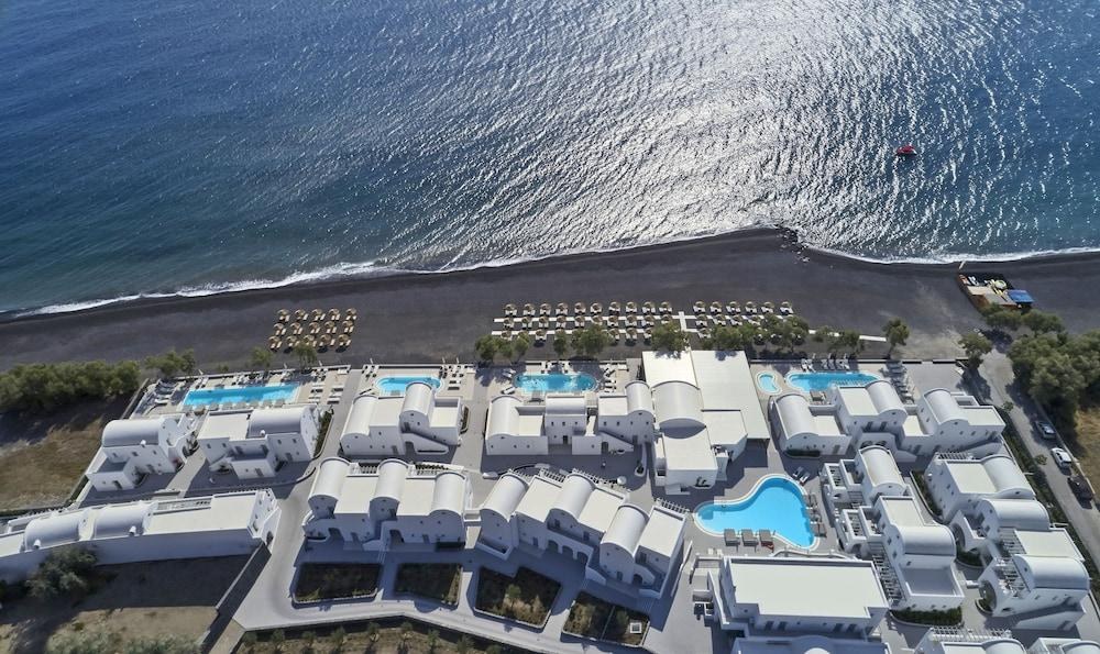 COSTA GRAND RESORT AND SPA photo 2