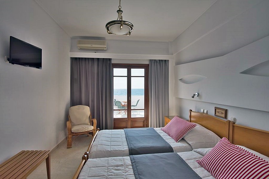 IRINI'S ROOMS FTEOURA photo 1