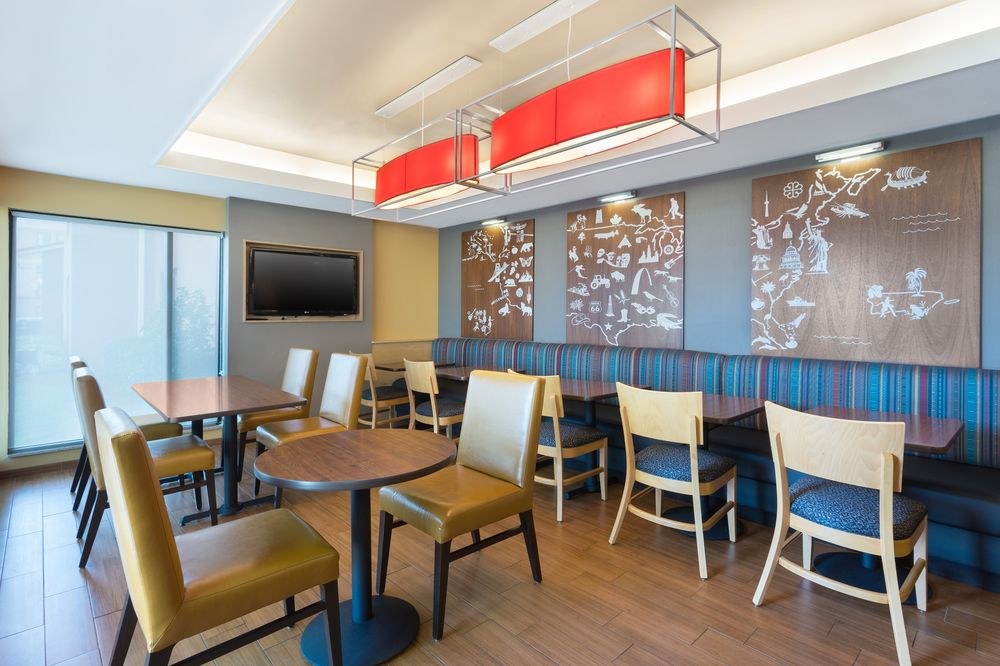 TOWNEPLACE SUITES SHREVEPORT-BOSSIER CITY photo 1