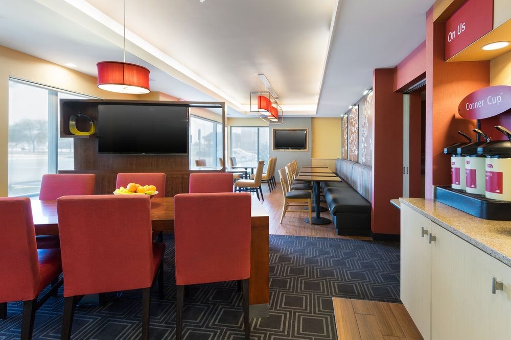 TOWNEPLACE SUITES SHREVEPORT-BOSSIER CITY photo 3