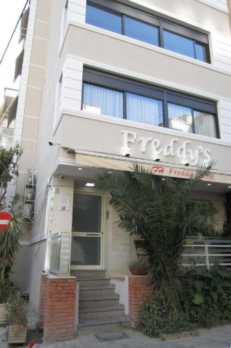FREDDY'S