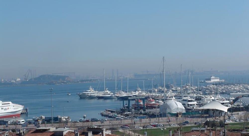 INERA HOTEL PENDIK photo 2