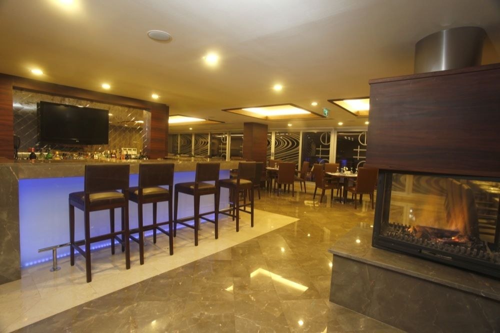 NOTTE HOTEL