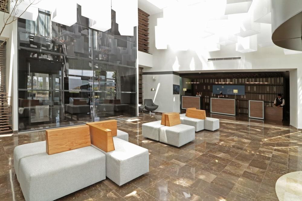 HOLIDAY INN EXPRESS SLP photo 4