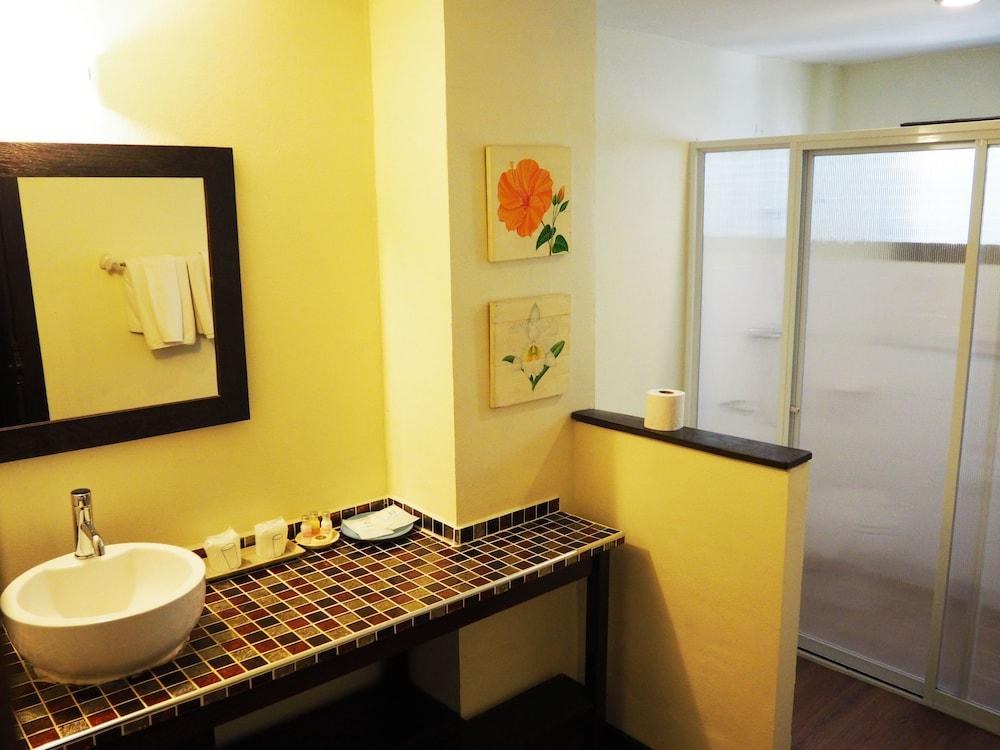 Lanna Dusita Riverside Boutique Resort. photo 2