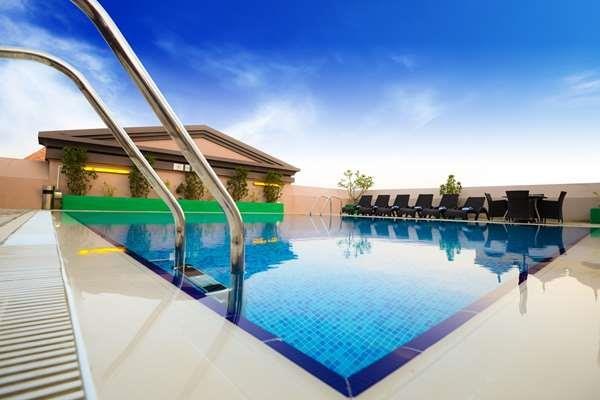 GOLDEN TULIP MEDIA HOTEL photo 2