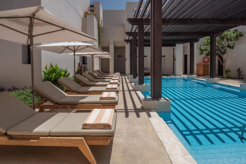 THE CHEDI AL BAIT photo 2