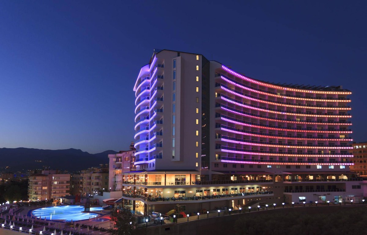 DIAMOND HILL RESORT HOTEL