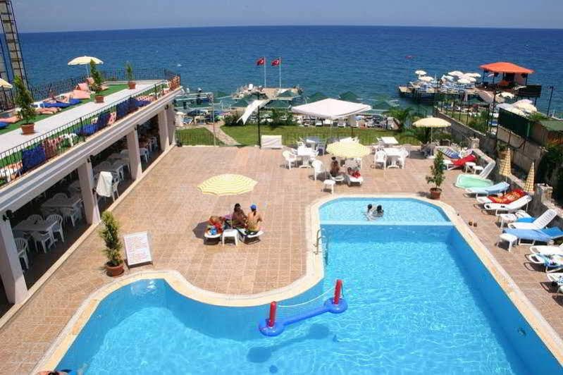 BELPORT BEACH HOTEL photo 1