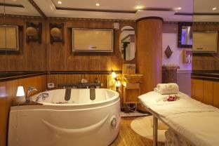BROADWAY HOTEL photo 3