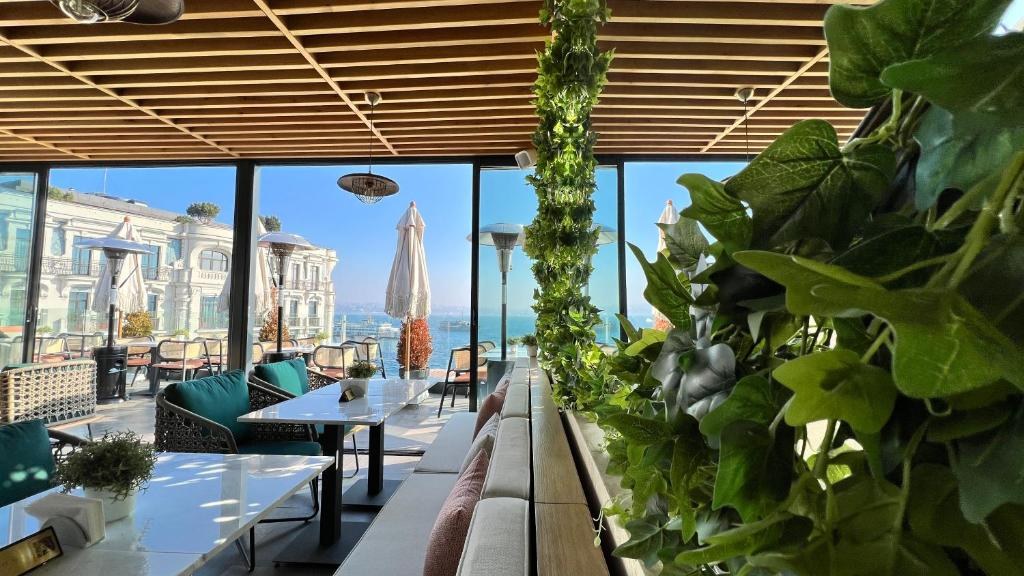 THE WINGS HOTELS KARAKOY photo 4