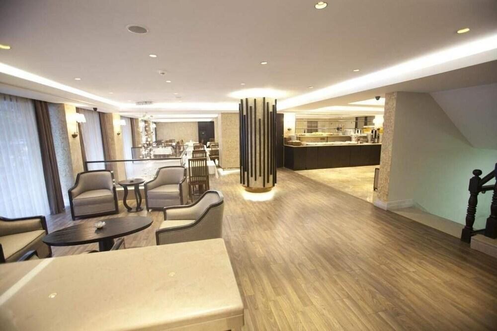 GRAND LALELI HOTEL photo 3