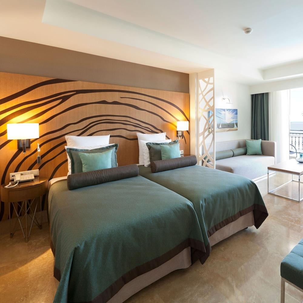 PALOMA OCEANA RESORT photo 4