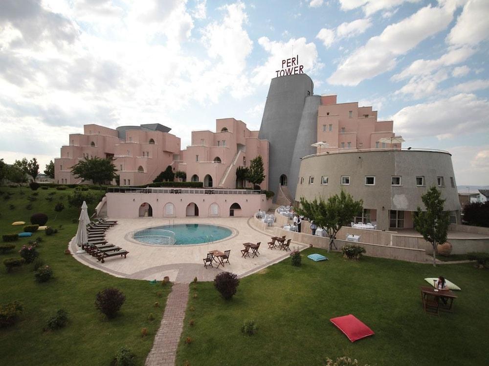 PERI TOWER HOTEL photo 2