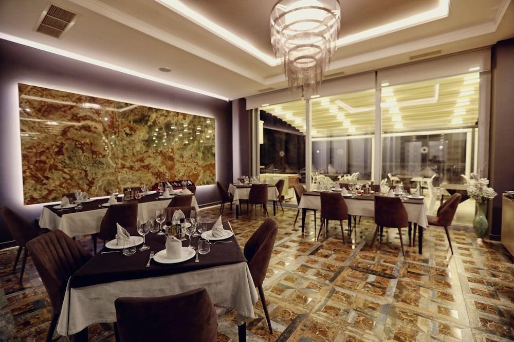 PREMIUM BEACH HOTEL DURRES photo 2