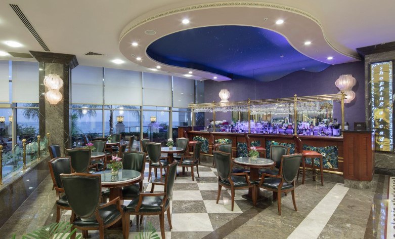MERIT ROYAL HOTEL CASINO photo 3
