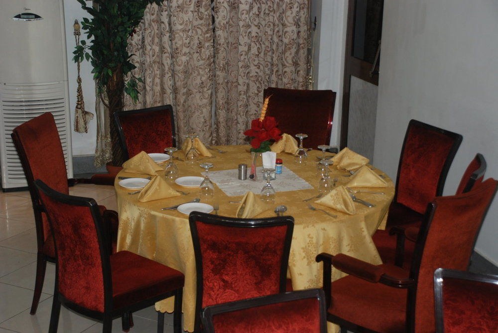 MJ GRAND HOTEL
