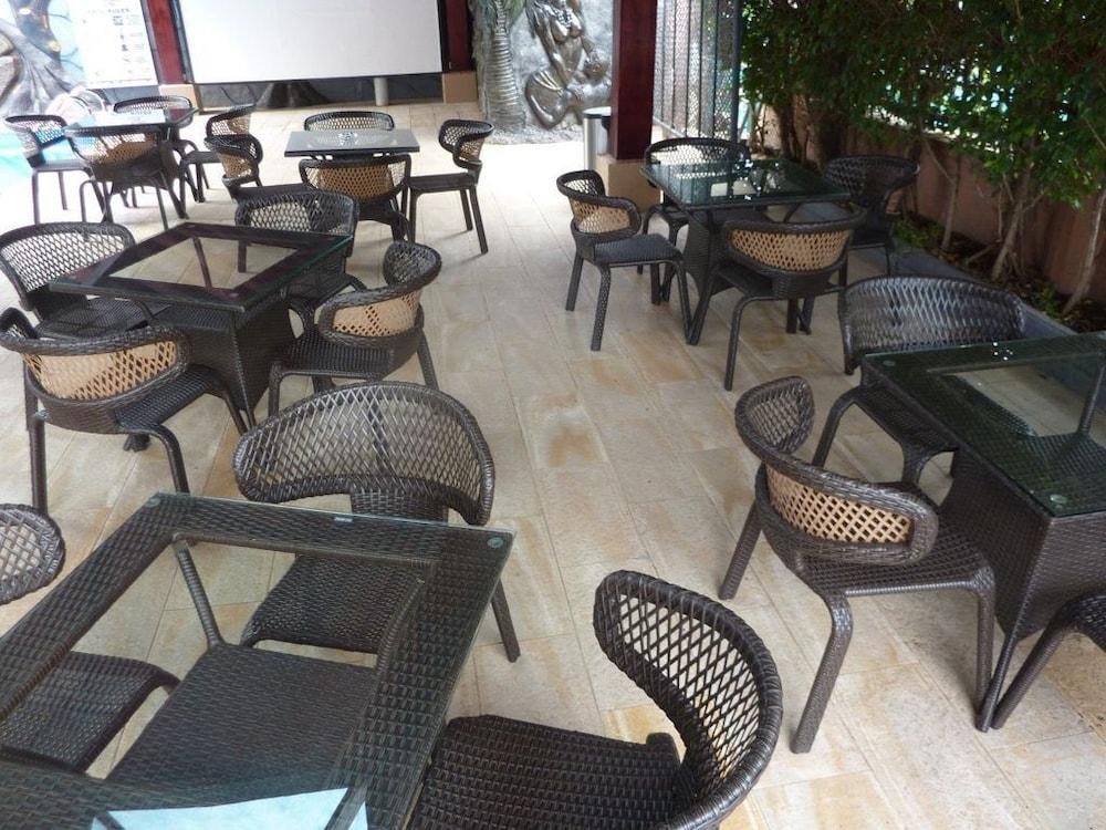 MJ GRAND HOTEL photo 2