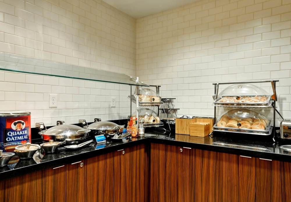 FAIRFIELD INN  SUITES DALLAS MEDICAL/MARKET CENTER