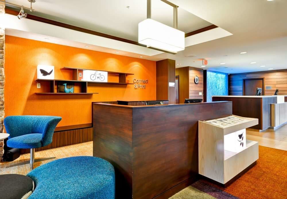 FAIRFIELD INN  SUITES DALLAS MEDICAL/MARKET CENTER photo 1