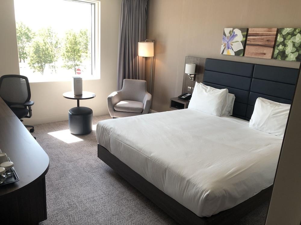 Hilton Garden Inn Birmingham Airport photo 3