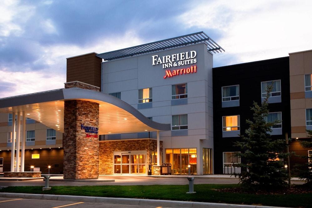 FAIRFIELD INN  SUITES LETHBRIDGE