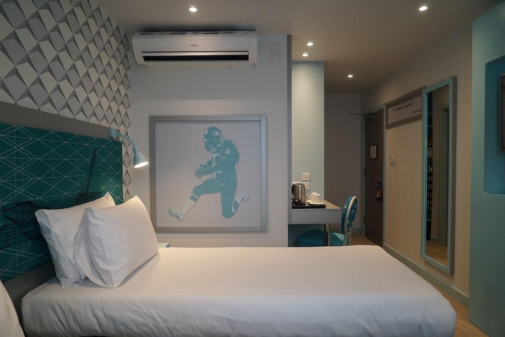 Best Western Plus London Wembley Hotel photo 1