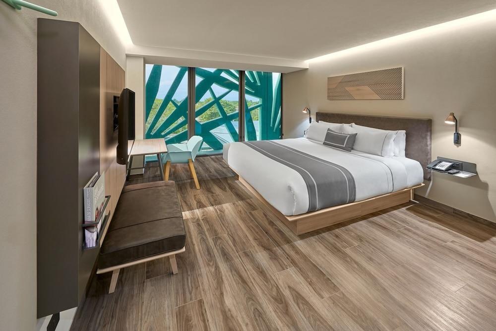 CITY EXPRESS PLUS BY MARRIOT MERIDA photo 2