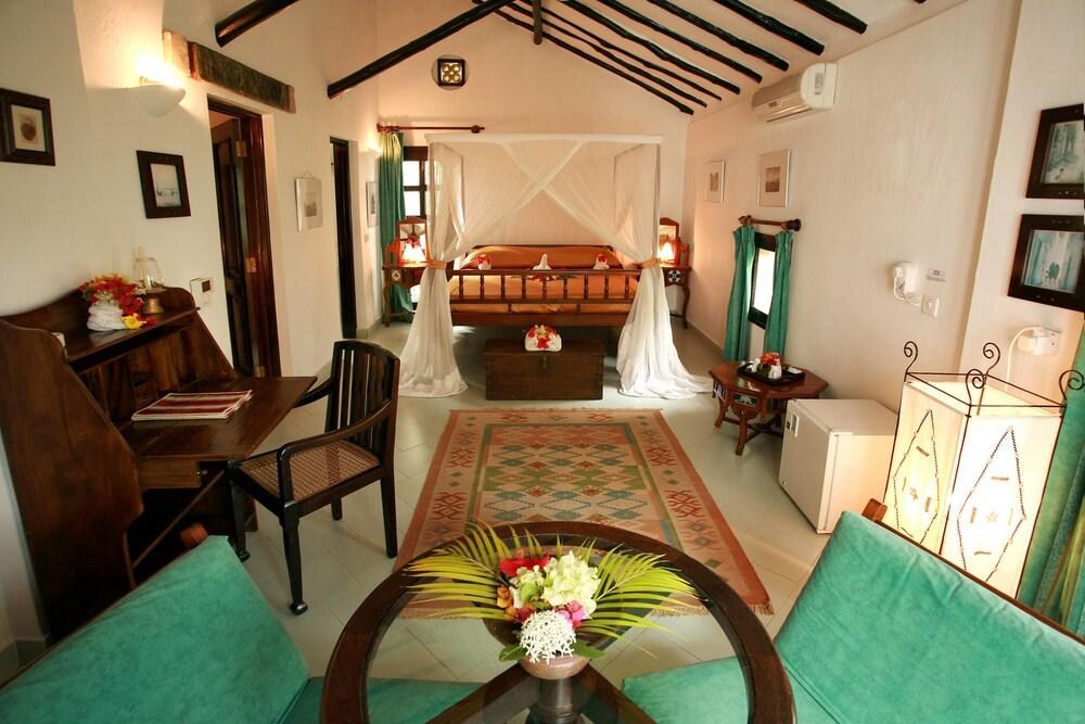 Jungle Paradise Beach Resort & Spa Mbweni Ruins photo 2