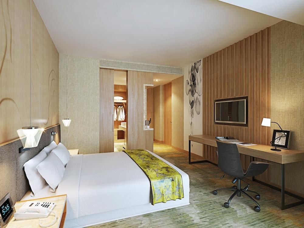 RADISSON GOLF & CONVENTION CENTER BATAM photo 1