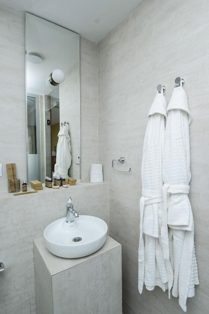 AMANTE NARIKALA HOTEL photo 3
