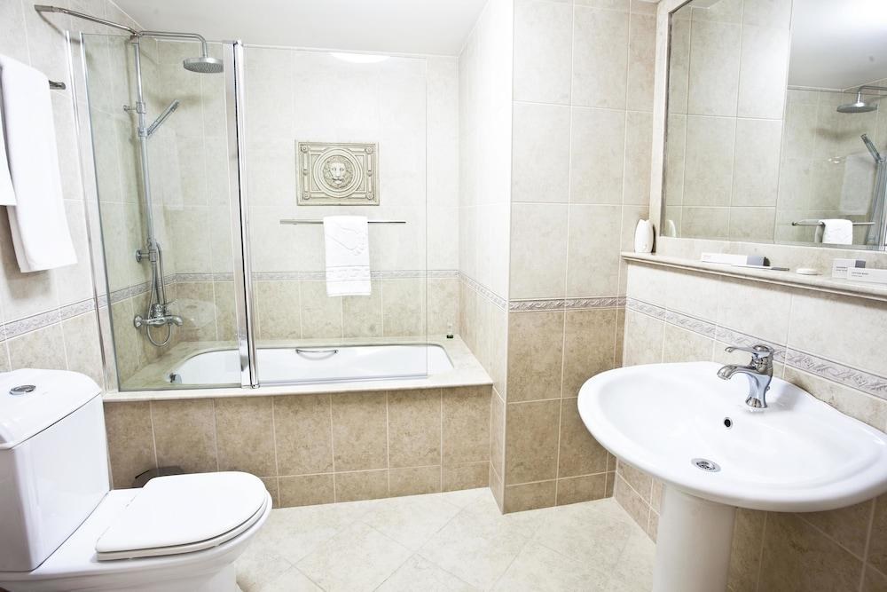 SHARDEN VILLA photo 3